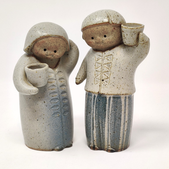 Japanese Pottery Stoneware Sweet Couple Holding Pots Blue Cream Cute Kawaii 5" - Picture 8 of 16